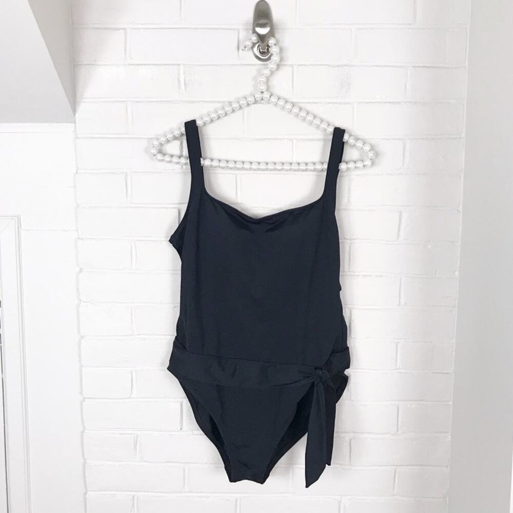 La Blanca Black Side Tie One Piece Swim Size 10